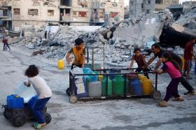 WHO: Một số người Gaza phải ăn cỏ, uống nước thải để sinh tồn  第1张