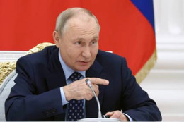 Tổng thống Putin ca ngợi vẻ đẹp tâm hồn của phụ nữ Nga