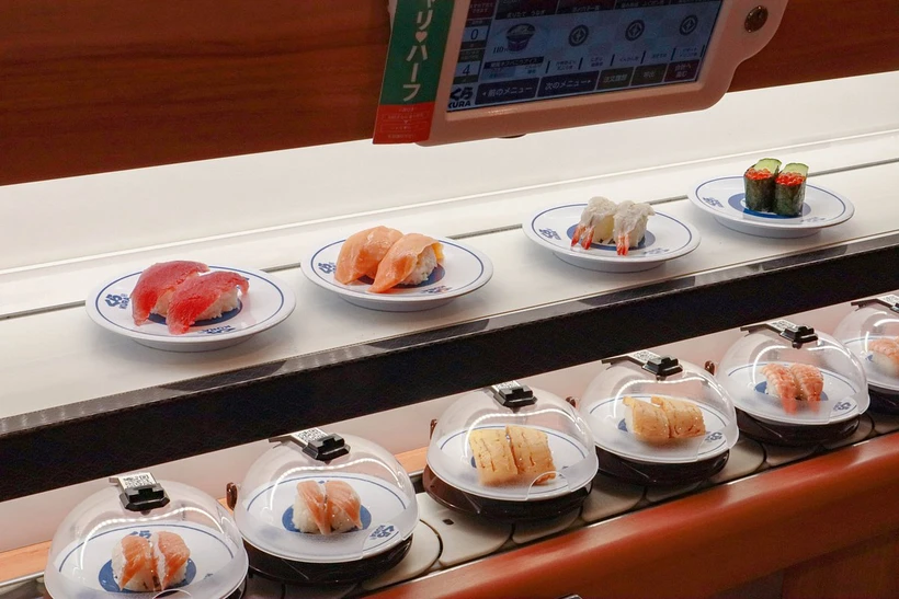  Nhật Bản: Xác lập kỷ lục mới với băng chuyền sushi dài 135m 