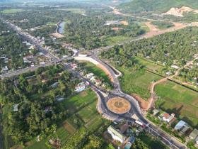 Mê mẩn tuyến đường 7km trị giá gần 800 tỷ đồng đi xuyên rặng dừa, vừa khánh thành tại Bình Định