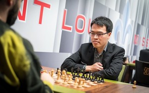 Lê Quang Liêm dùng Hậu đổi bộ ba Xe Tượng Mã của Magnus Carlsen và cái kết!  第13张