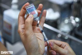 Khi nào cần tiêm nhắc lại vaccine phòng Covid-19?