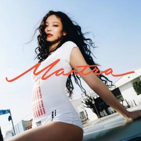 Jennie BlackPink hé lộ MV "Mantra" cực đẹp dù vừa bị chê về ngoại hình