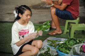 &quot;Bữa Cơm Yêu Thương&quot;: Tuổi trẻ chọn sẻ chia lòng nhân ái  第27张