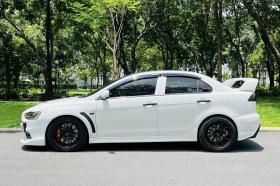 Hàng hiếm Mitsubishi Lancer &quot;độ&quot; JDM sau 15 năm bán lại chỉ ngang xe hạng A  第2张